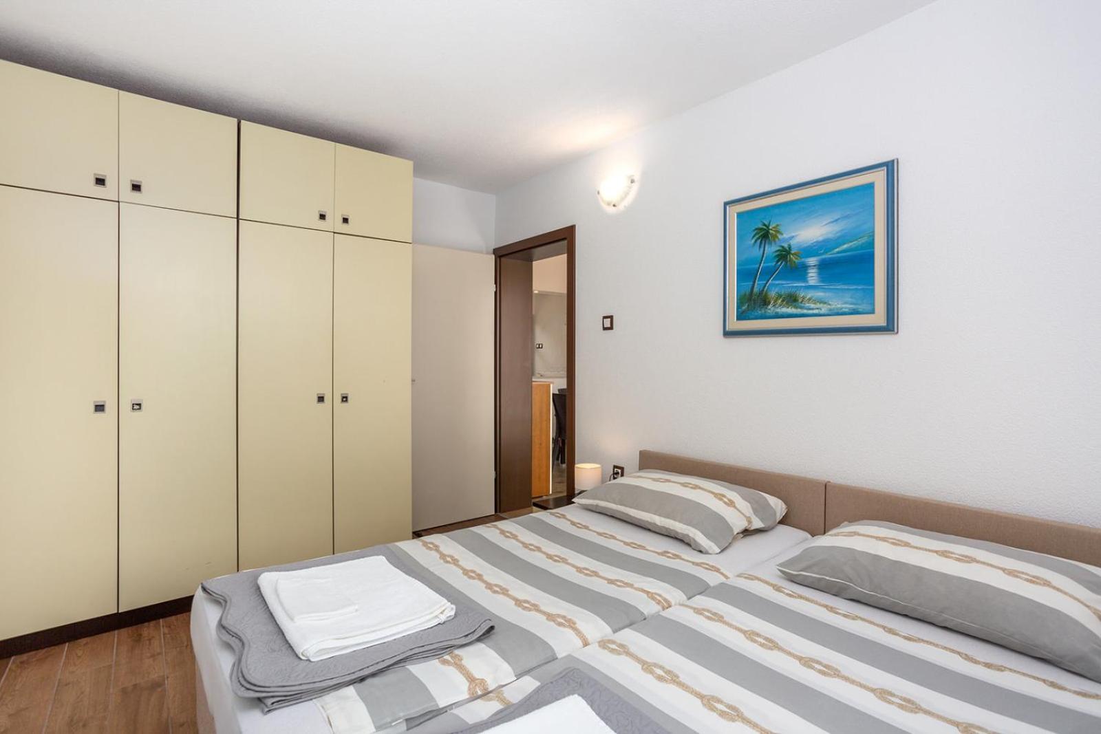 Apartments Villa Temer Pinezići Εξωτερικό φωτογραφία