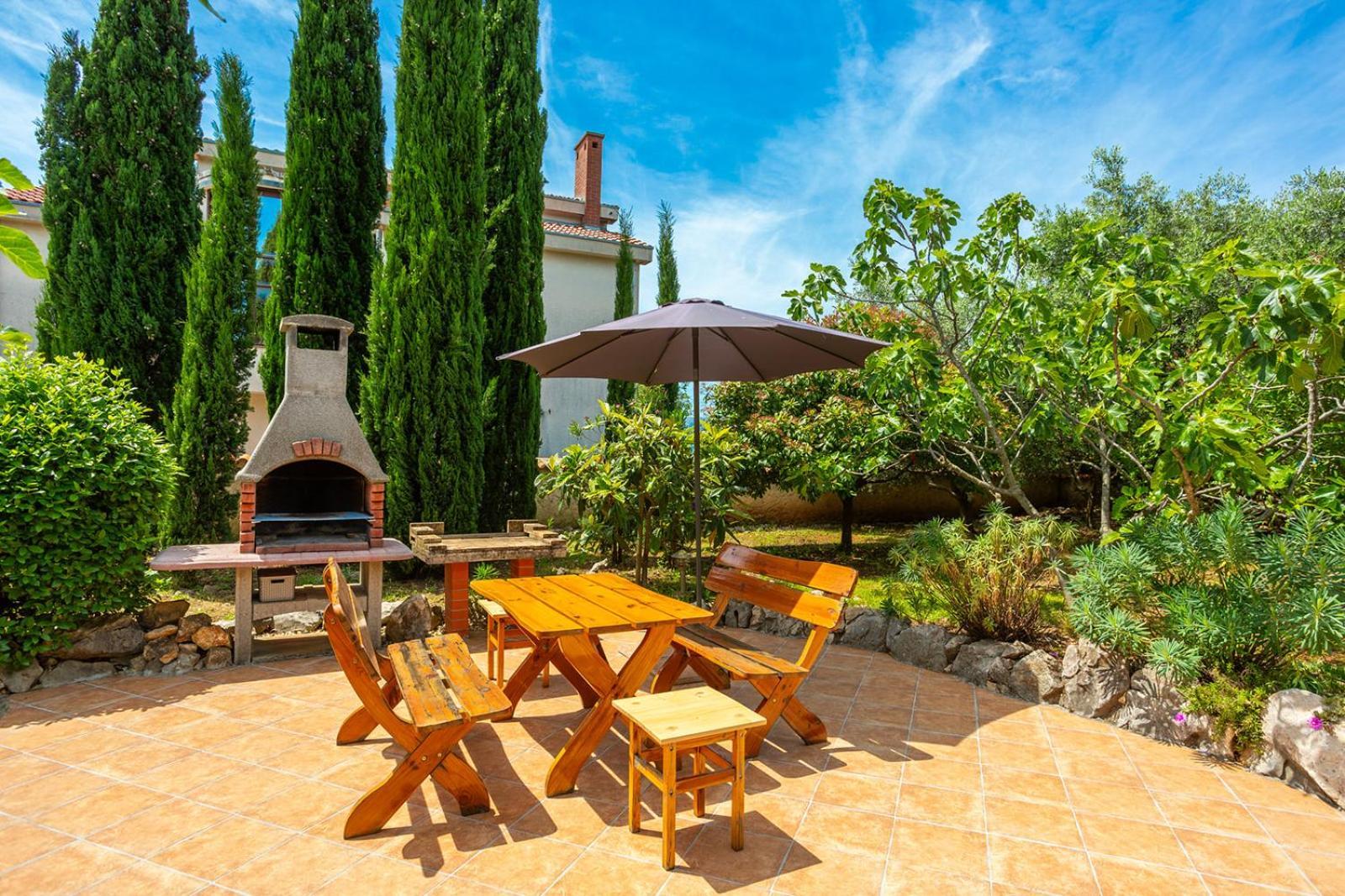 Apartments Villa Temer Pinezići Εξωτερικό φωτογραφία